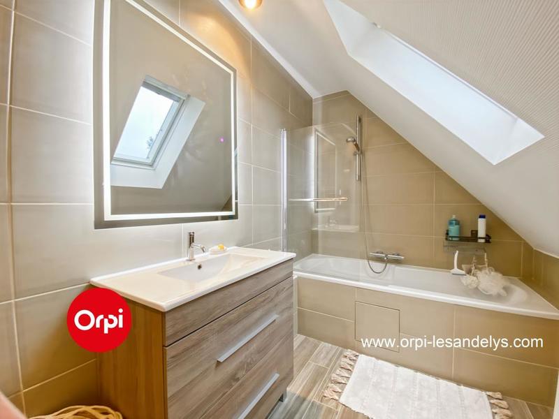 Maison - 138 m² - 7 pièces