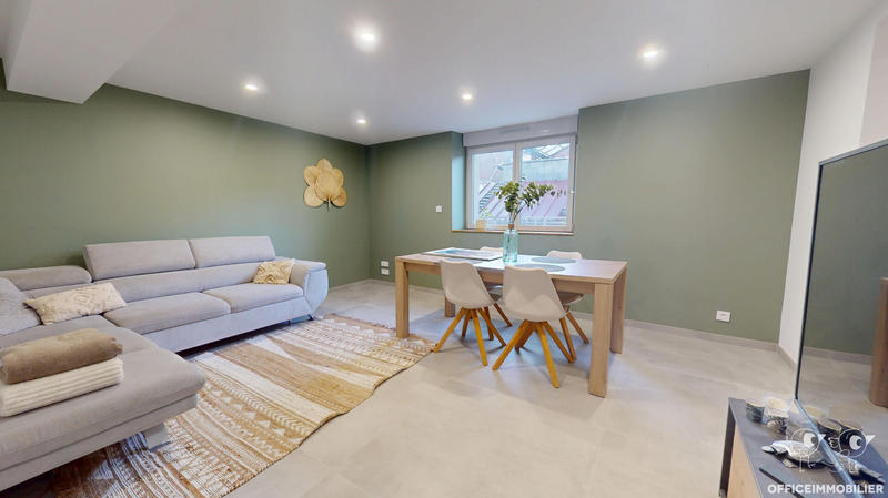 Appartement - 100 m² - 4 pièces