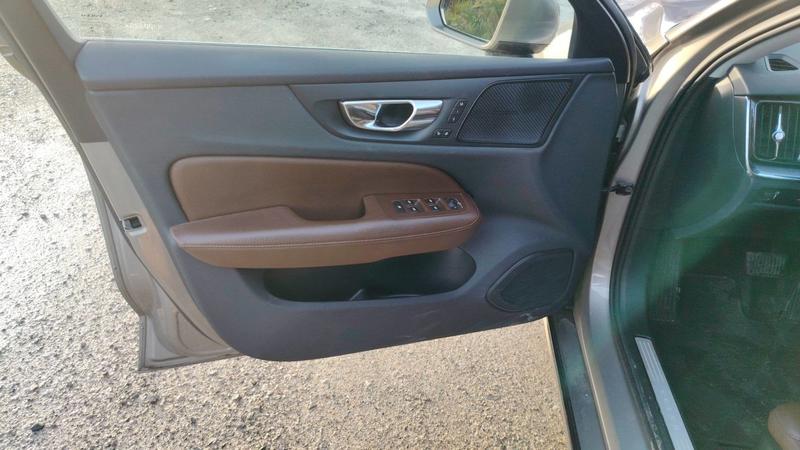 Volvo V60 2.0 D4 190 Geartronic 8 Momentum - Automatique