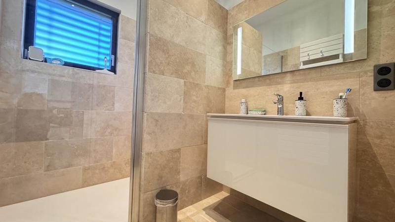 Maison - 164 m² - 6 pièces