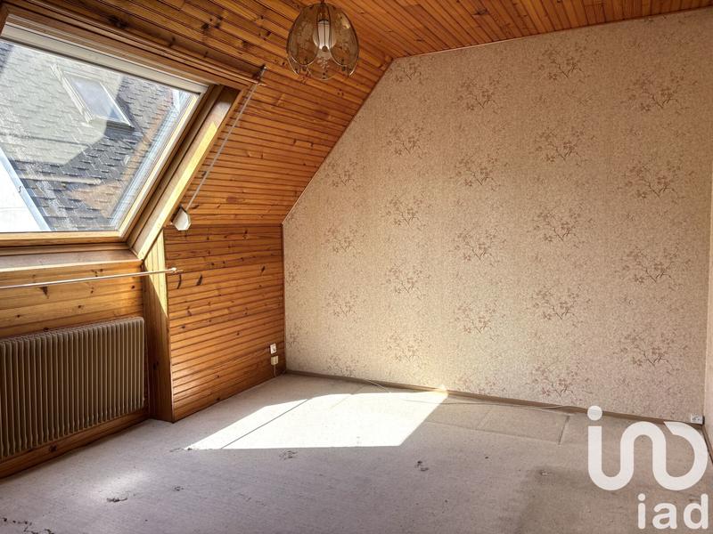 Maison - 95 m² - 5 pièces