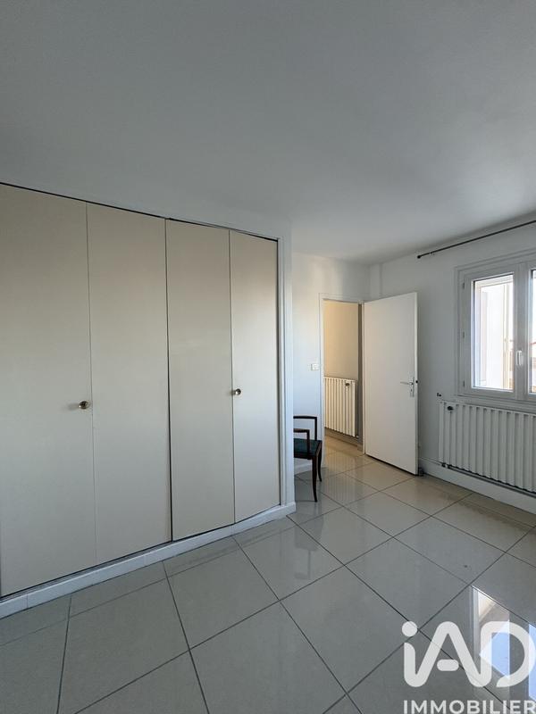 Appartement - 92 m² - 6 pièces