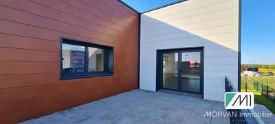 Bureau - 150 m² - 1 pièce