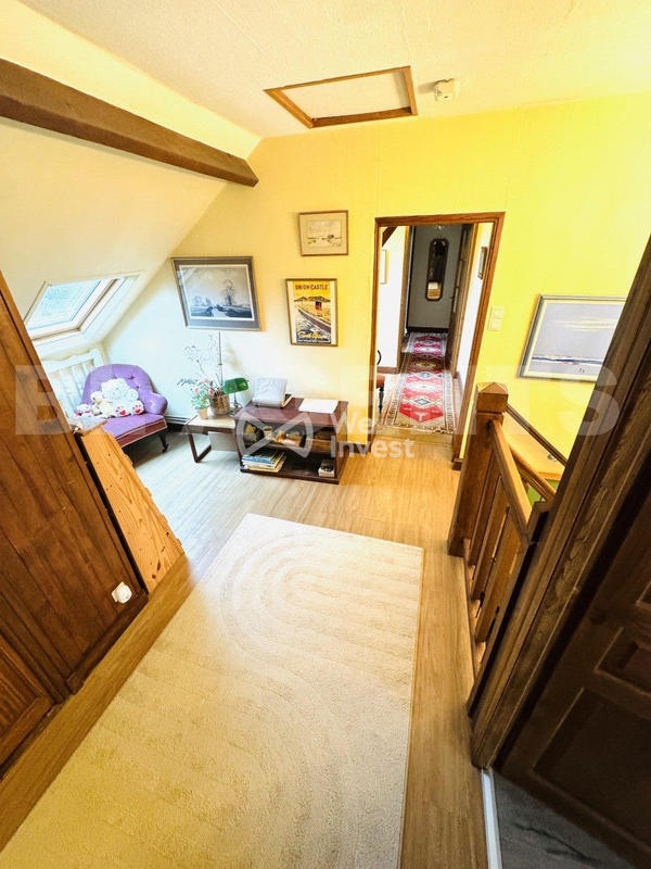 Maison - 264 m² - 7 pièces