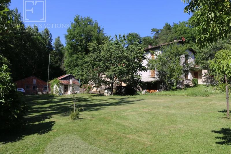 Maison - 199 m² - 8 pièces