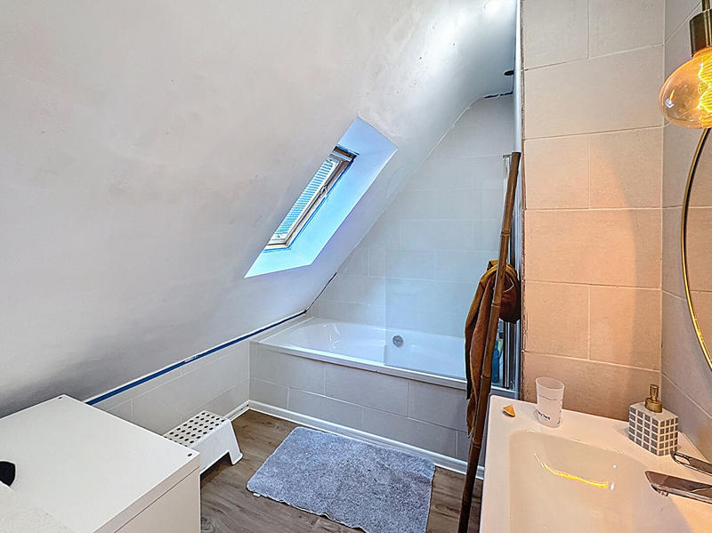 Maison - 115 m² - 6 pièces