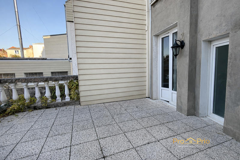 Maison - 192 m² - 11 pièces