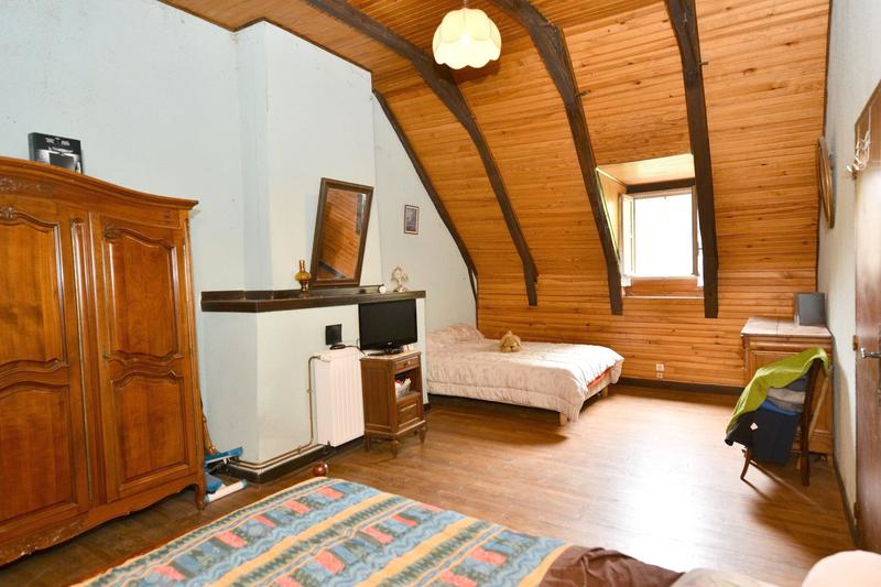 Maison - 120 m² - 8 pièces