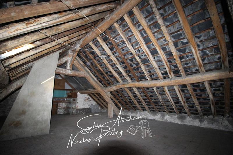 Maison - 93 m² - 5 pièces