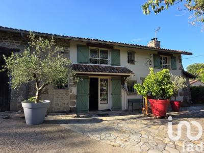 Maison - 203 m² - 6 pièces