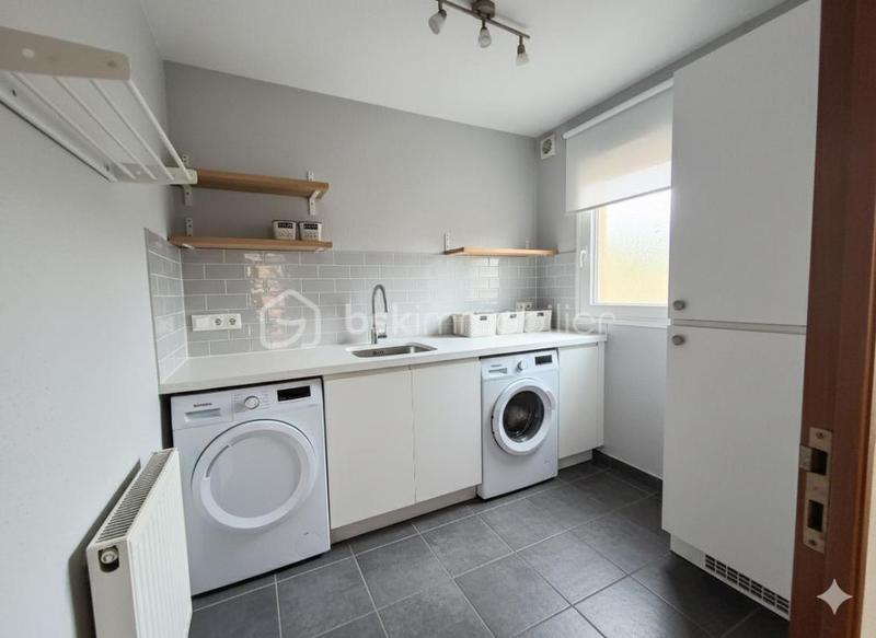 Maison - 122 m² - 6 pièces