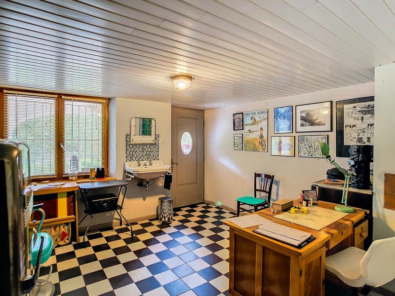 Maison - 233 m² - 8 pièces