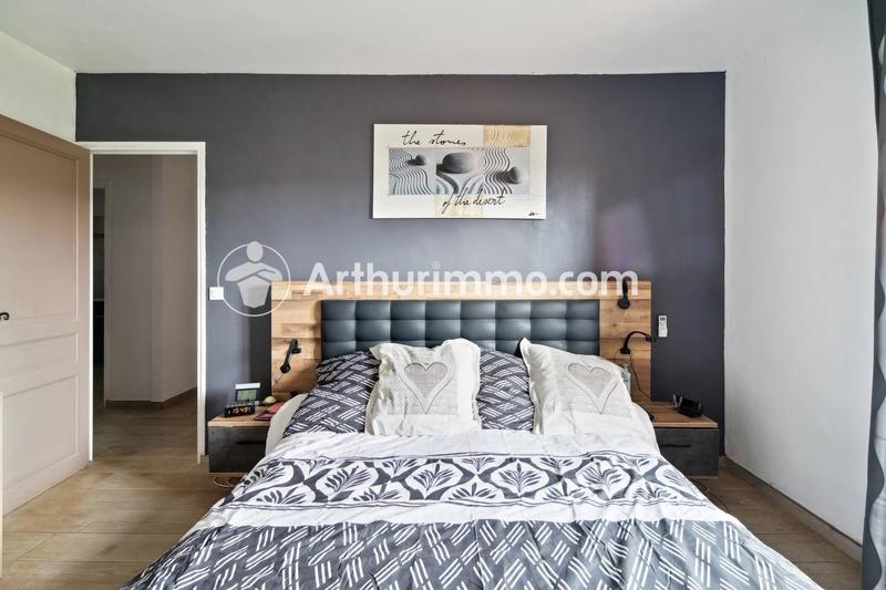 Maison - 90 m² - 3 pièces