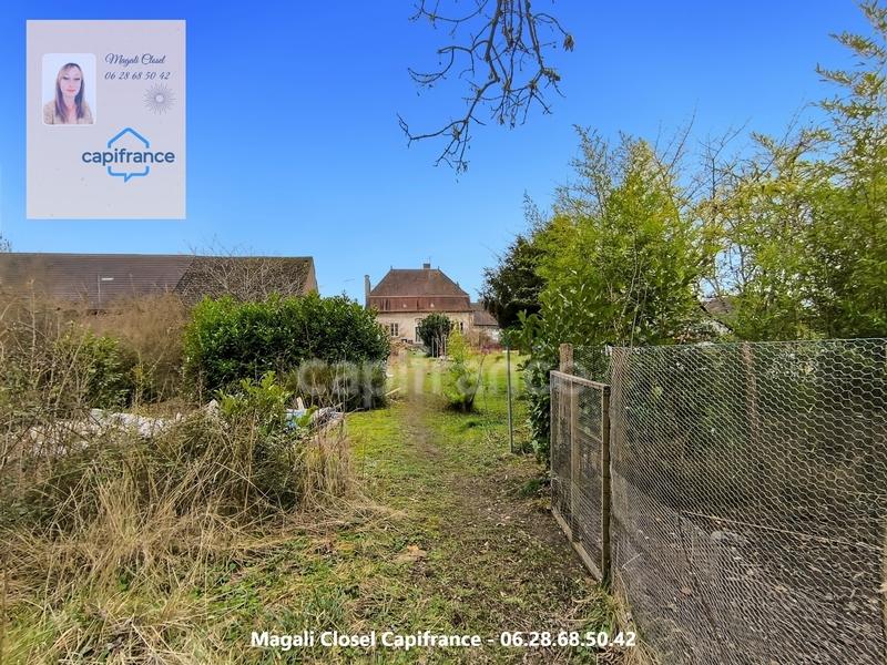 Maison de village - 217 m² - 10 pièces