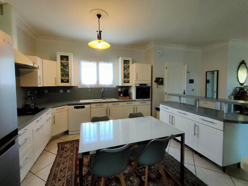 Maison - 170 m² - 7 pièces