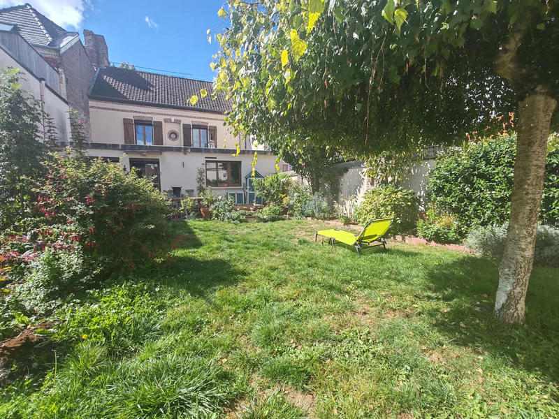 Maison - 160 m² - 7 pièces