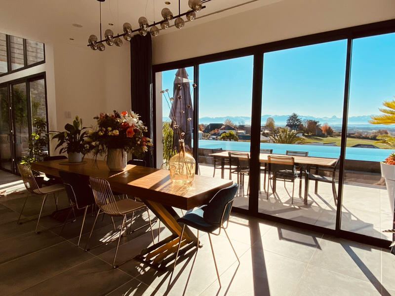 Maison - 363 m² - 9 pièces