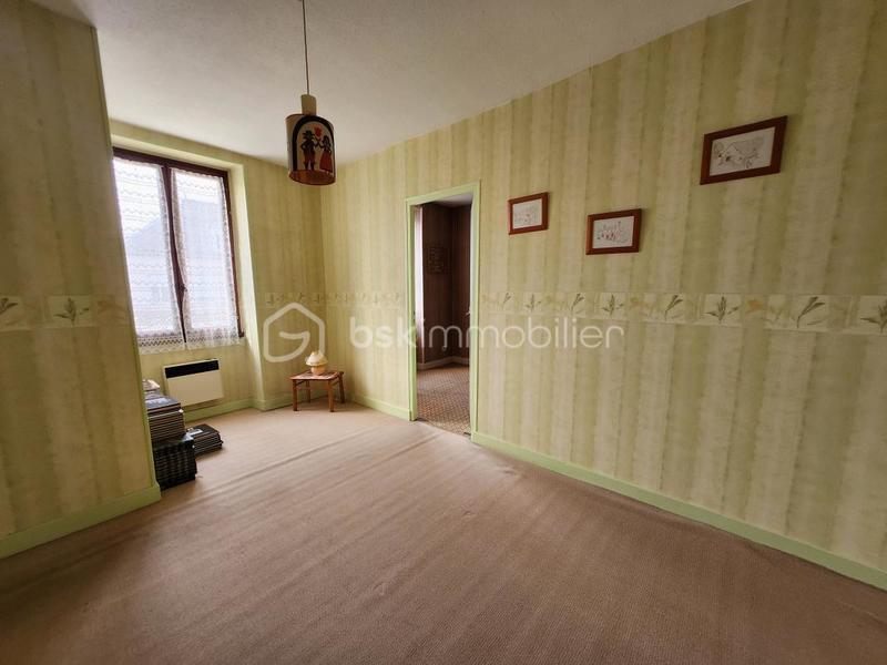 Maison de ville - 260 m² - 9 pièces