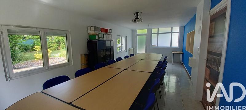 Maison - 245 m² - 9 pièces