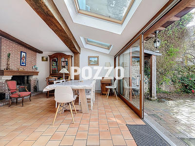 Maison - 159 m² - 6 pièces