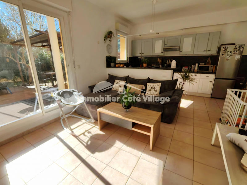 Appartement - 70 m² - 3 pièces