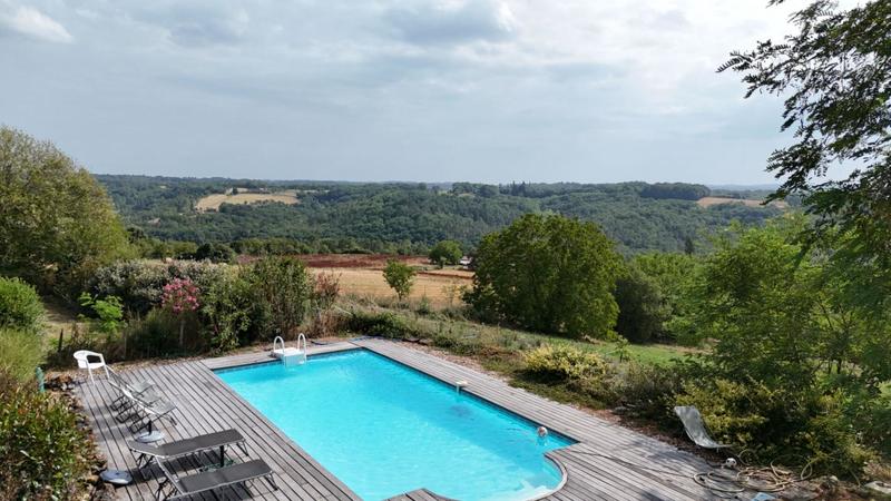 Maison - 440 m² - 13 pièces