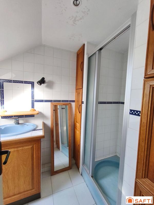 Maison - 95 m² - 5 pièces