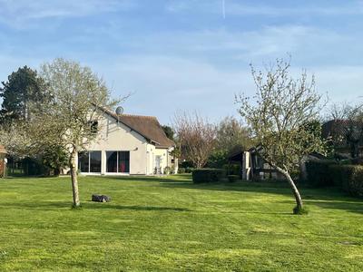 Maison - 200 m² - 7 pièces