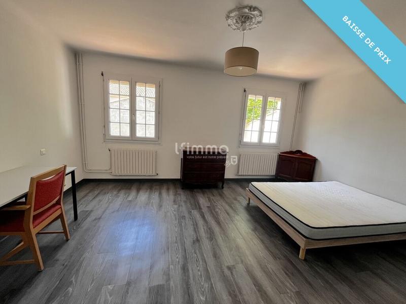 Maison - 220 m² - 5 pièces