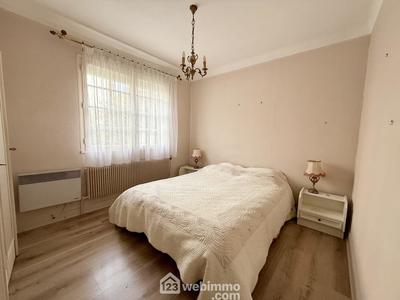 Maison - 150 m² - 8 pièces