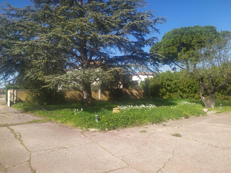 Terrain constructible - 640 m²