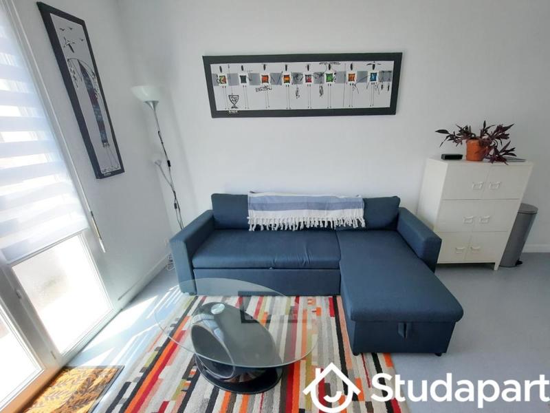 Chambre - 11 m² - 1 pièce