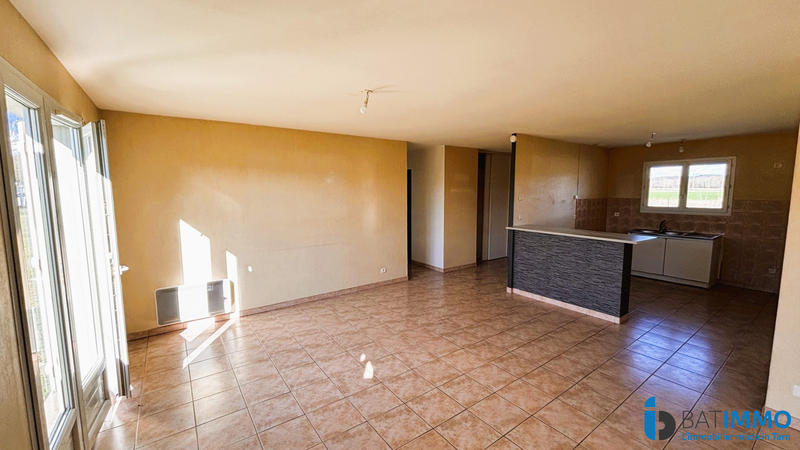 Maison - 93 m² - 4 pièces