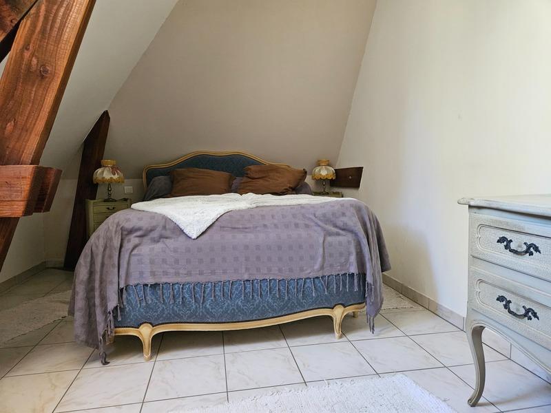 Maison - 287 m² - 10 pièces