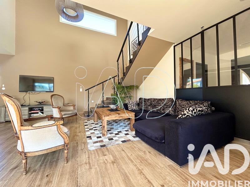Maison - 181 m² - 6 pièces