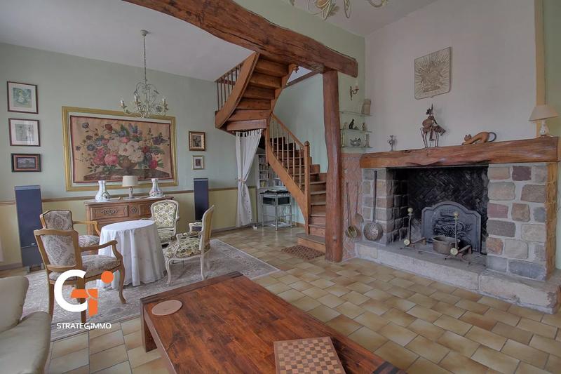 Maison - 169 m² - 7 pièces