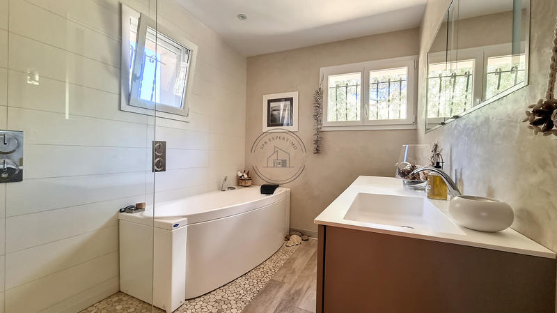 Maison - 155 m² - 5 pièces