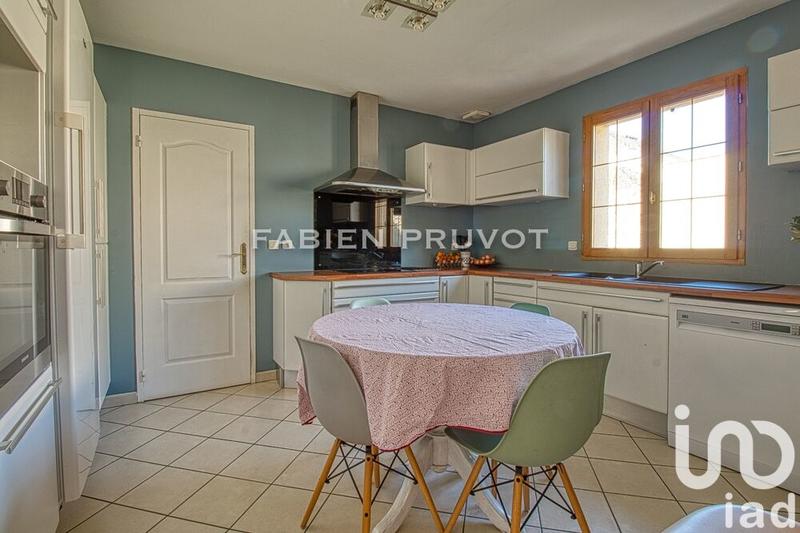 Maison - 145 m² - 6 pièces