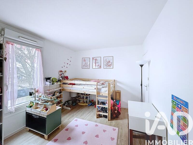 Appartement - 80 m² - 4 pièces