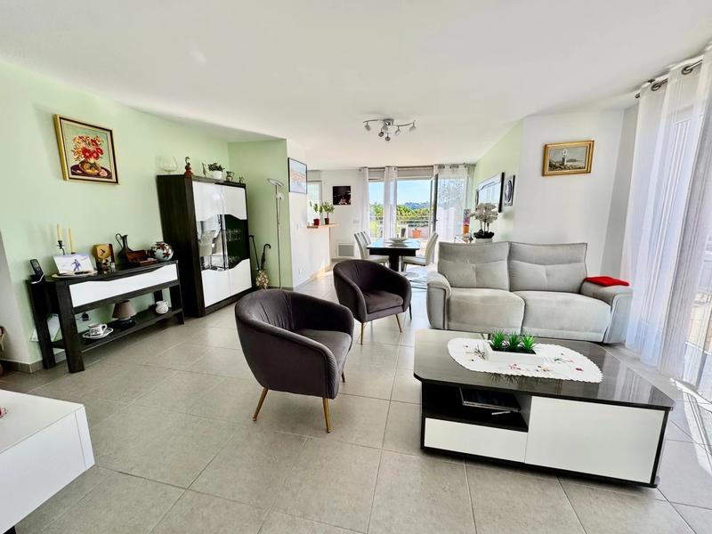 Appartement - 91 m² - 4 pièces