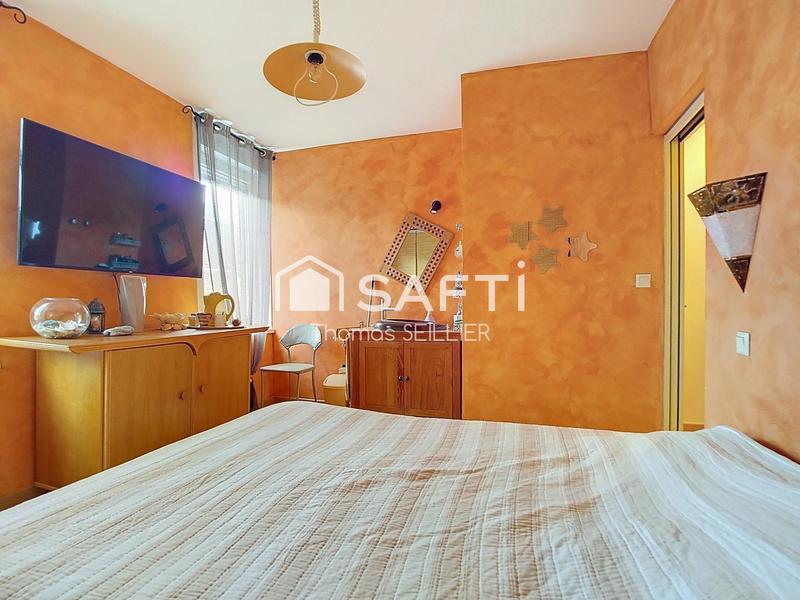 Maison - 99 m² - 4 pièces