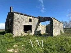 Maison - 300 m² - 5 pièces