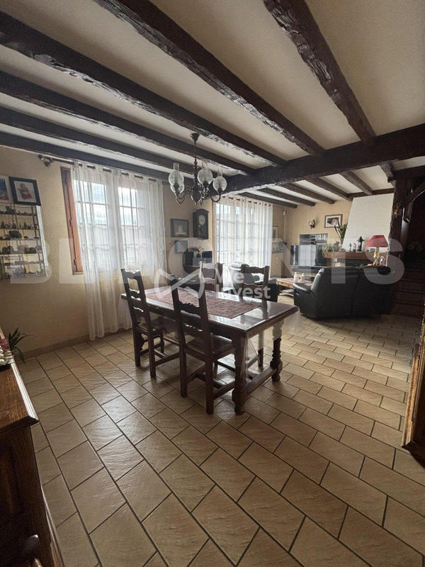 Maison - 140 m² - 7 pièces