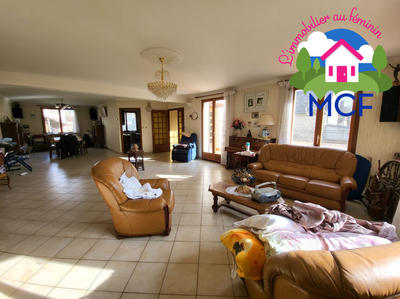 Maison ancienne - 216 m² - 8 pièces