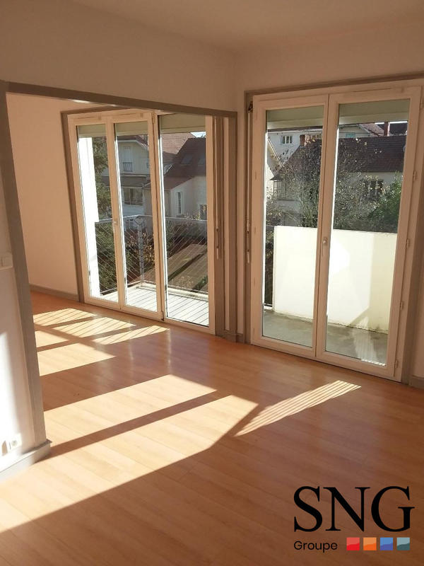 Appartement - 70 m² - 4 pièces