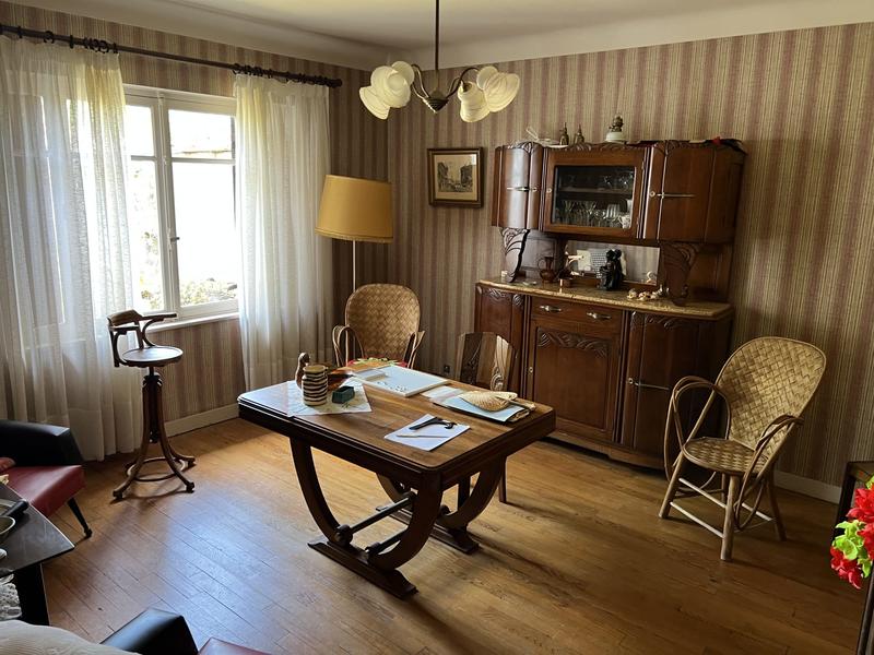 Maison - 99 m² - 4 pièces