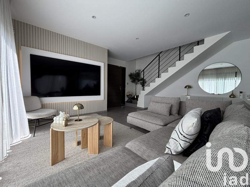 Maison - 120 m² - 4 pièces