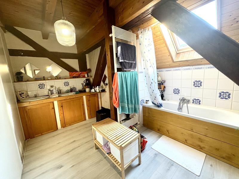 Duplex - 200 m² - 5 pièces