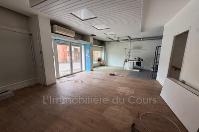 Local commercial - 90 m²