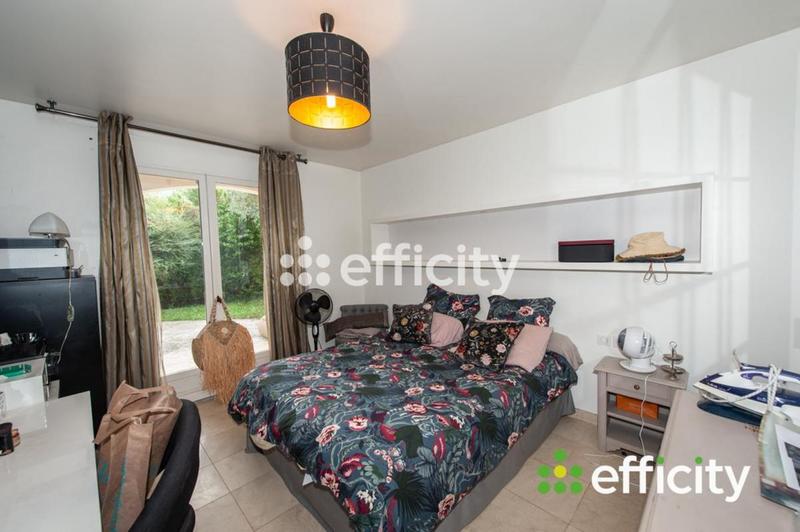 Pavillon - 183 m² - 5 pièces